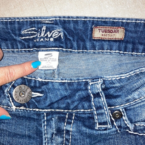Silver Jeans Shorts size 28 - Picture 4 of 8